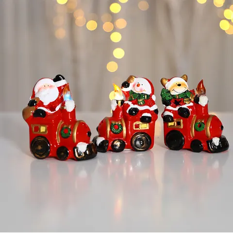 Tren decorativo de cerámica con Papá Noel — foto del anuncio del proveedor